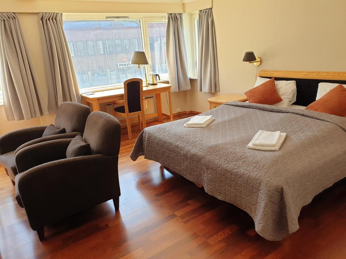 Svelgen Bremanger Fjord Hotell מראה חיצוני תמונה
